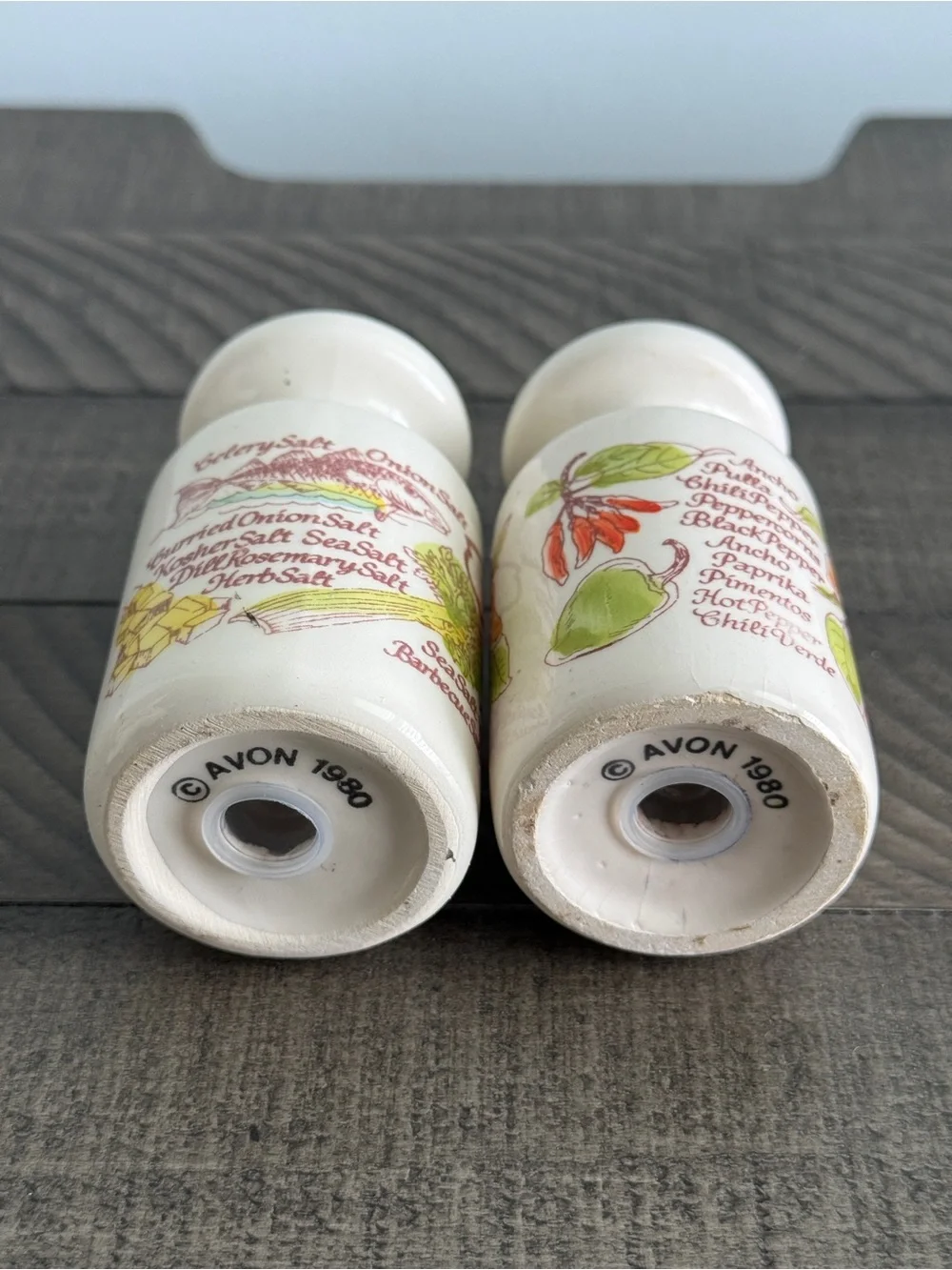 Vintage 1980s Avon Country Kitchen Salt & Pepper Shakers - Retro Farmhouse Decor